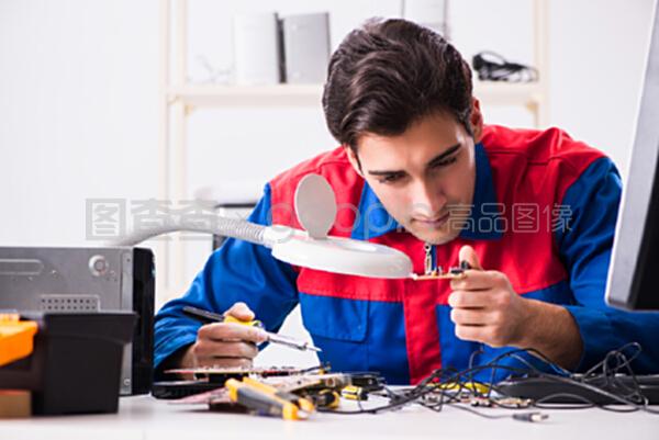 维修车间计算机的专业修理工 技术、流程与重要性