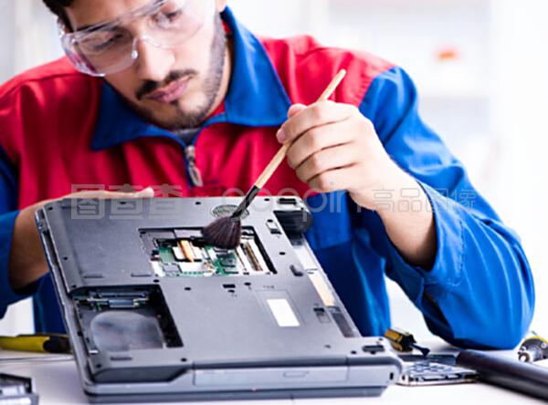 技术支持中的计算机维修工作